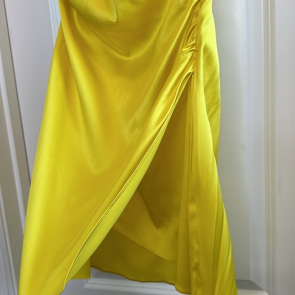 SER.O.YA LEAH SILK DRESS in BRIGHT 💛 yelllw Size‎ Small - Picture 4 of 13